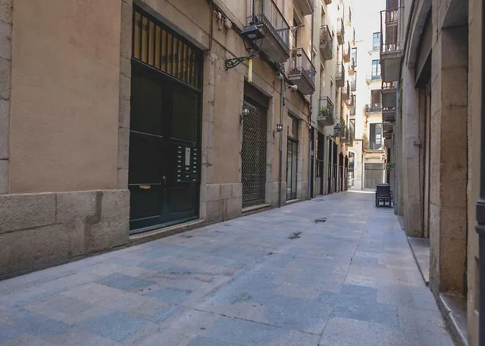 Bravissimo Mercaders 6 *