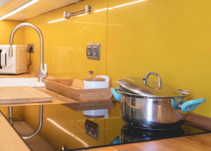 Bravissimo Mercaders 6 Girona